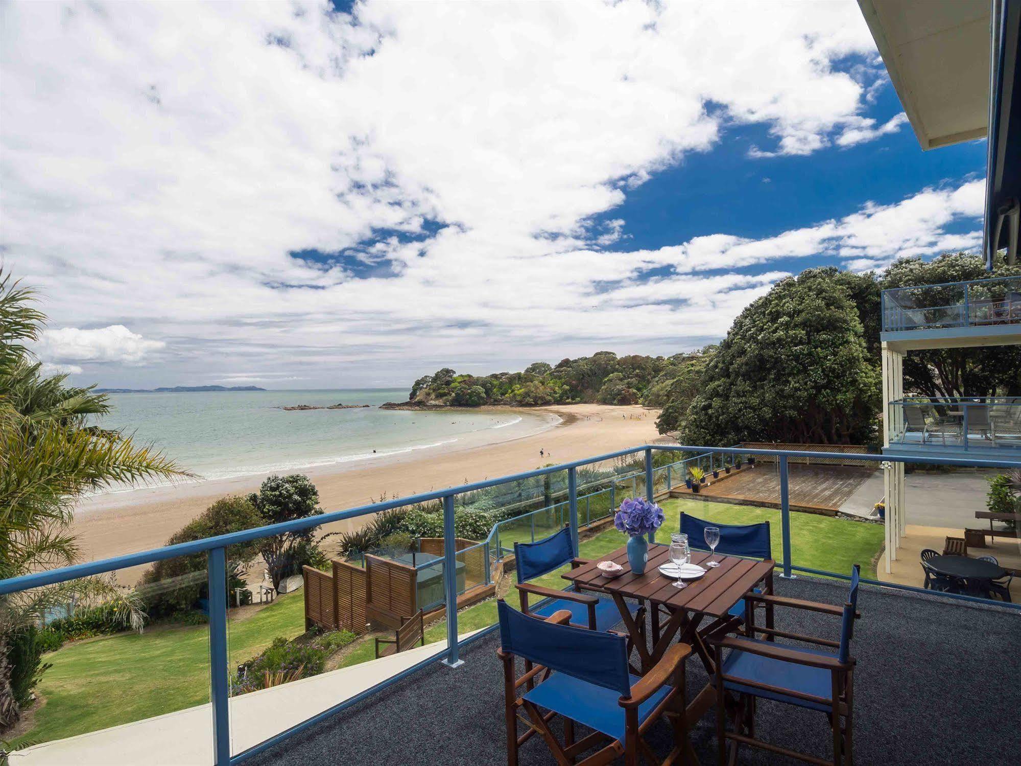 By The Bay Beachfront Apartments Mangonui Exteriör bild